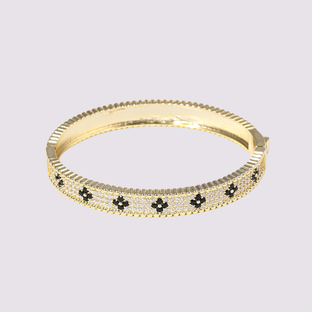 Clover Paved Bracelet