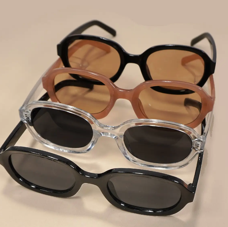 Oversized Retro Frame Sunnies