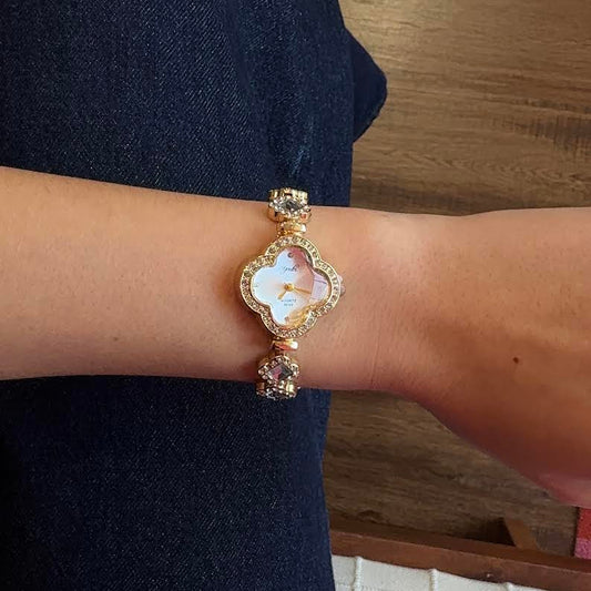Clover Crystal Face Link Band Bracelet Watch