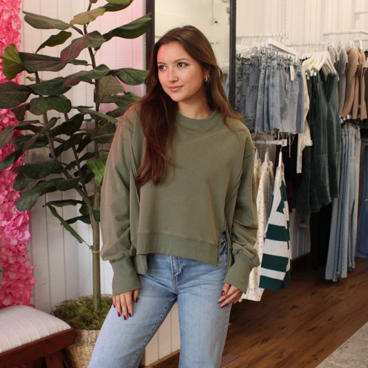 Zuri Washed Crop Sweatshirt